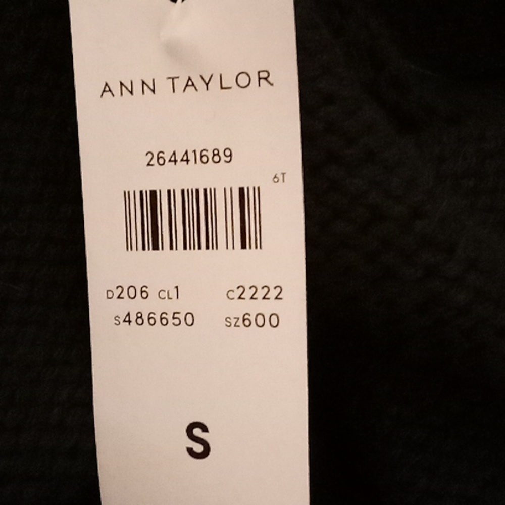 NEW ANN TAYLOR Winter Fall Office Career Minimalist Goth Size S Black Color B42 - Picture 12 of 12